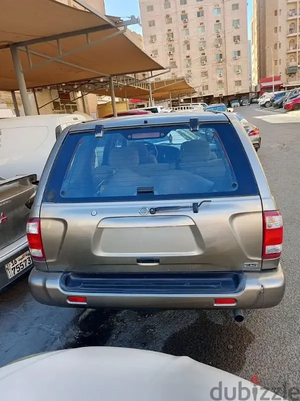 نيسان باثفايندر 2003